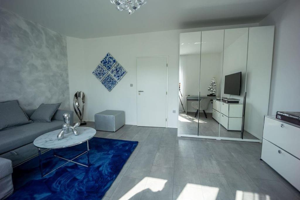 Ruhige Unterkunft Mit Einer Schoenen Aussicht Lägenhet Znojmo Exteriör bild